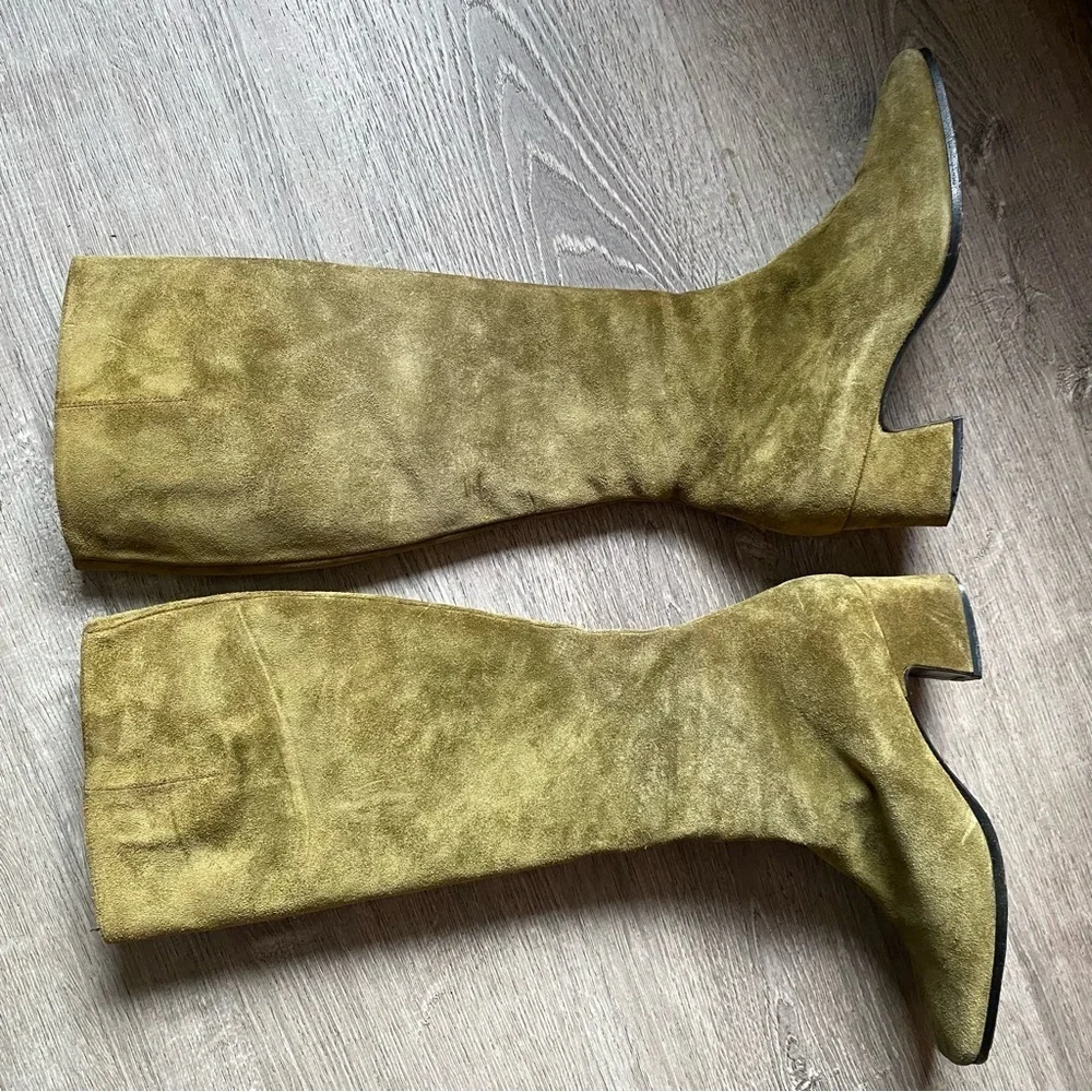 VINTAGE DKNY GREEN SEUDE LEATHER HIGH BOOTS